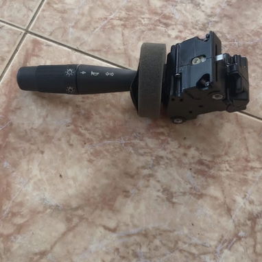 Vendo Conmutador de luces de Peugeot 205 - Img 119961806