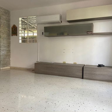 🐟✨ ¡CASA CON PISCINA EN VENTA EN SANTA FE! ✨🏡 - 3/10