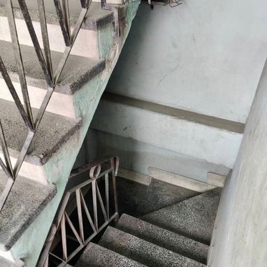 OPORTUNIDAD ECONÓMICA EN EL CERRO! Apartamento de 2 Habitaciones por 17 000 !!! - Img 122662868