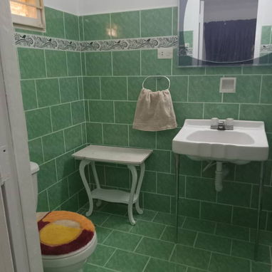 Renta de apartamento x día independiente a dos cuadras de san Lázaro - Img 105524741