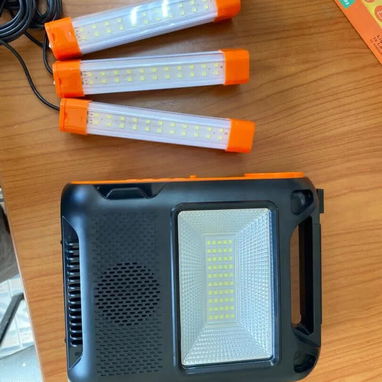 SY-108 Radio Panel Solar 18W, SY-108 Radio Linterna Solar 18W 3-8h Batería, SY-108 Radio Solar USB TF TWS VPT# - Img 127701091