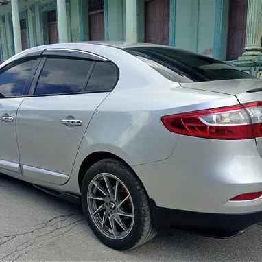 Vendo Renault Fluence del 2014, trasmisión automática variable, motor Nissan 2.0 en perfecto esta, de gasolina - 3/10