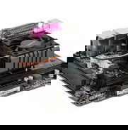 Moderaba AMD E2-3000 Dual-Core con gráficos Radeon™ - Img 47653526