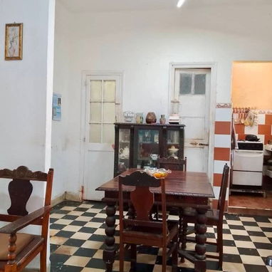 Apartamento en la zona de 23 y 12. Vedado !!! - Img 122496045