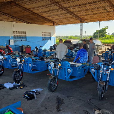 Tengo este triciclo en venta mi gente no dudes en ctc es del 2026 star tú mejor opción no te quedes sin el tuyo pago efe - Img 123991779
