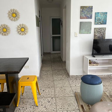 Se alquila hermoso departamento bde dos habitaciones y dos baños en el vedado (RAl0045) - Img 115530737