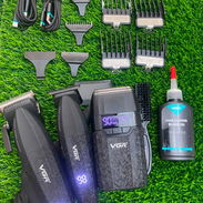 En venta máquina de pelar inalámbricas nuevas marca kemei y vgr - Img 56577659