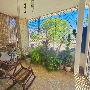 REBAJADA!!!CASA CAPITALISTA DE DOS PLANTAS EN SANTO SUÁREZ - 10/10