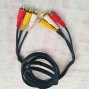 Cable de Audio y Video (2mt) 3 RCA por cada punta, cable resistente y puntas doradas, marca JVC. - Img 54580566