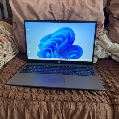 Laptop - 3/3