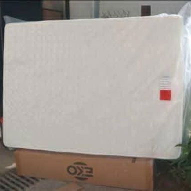 Colchones konfort, sellados al vacío y de Esponja y Bases de cama Boxesprin y Camas capitonadas. - Img 111540894