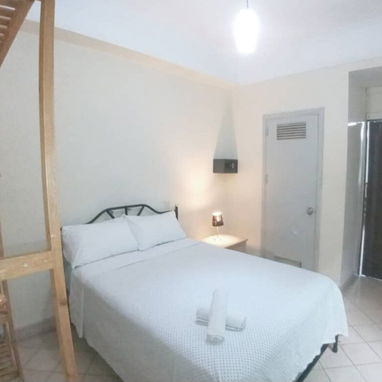 Apartamento al lado de la torre K en Vedado - Img 123384688