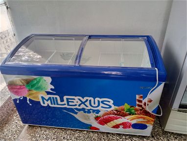Nevera Exhibidora heladera de 12 pie marca Milexus - Img main-image