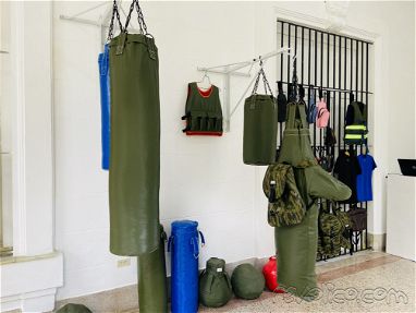 Accesorios de deporte de combate, saco de boxeo y mas - Img 69169027