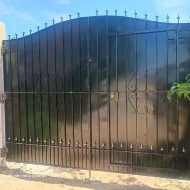 Se realiza trabajos de herrería y - 4/6