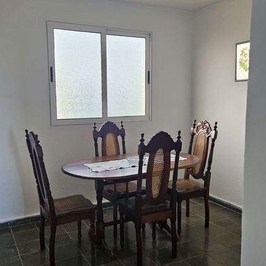 Renta de apartamento en reparto Flores. Miramar. - 3/5