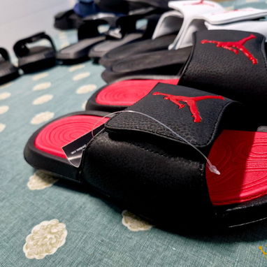 Llegaron las Chancletas Jordan y Nike - Img 121411219