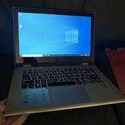 Laptop Dell con pantalla táctil que se hace tablet - Img 57449671