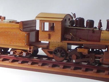 Tren Humidor Locomotora tipo Mogul hecha con maderas preciosas cubanas - Img 64234602