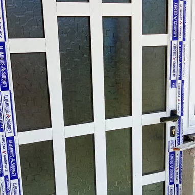 CARPINTERIA DE ALUMINIO - 6/10