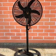 Ventilador de pedestal ciclòn - Img 55936510
