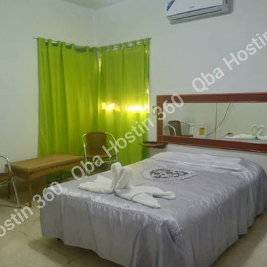 Renta en Playa Santa Maria hostal con 3 habitaciones, piscina y capacidad para 8 personas. - Img 105767253