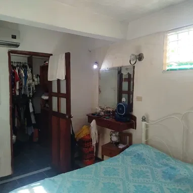 APARTAMENTO  SE VENDE CON VARIOS ARTÍCULOS DENTRO  CENTRO DE CIUDAD Y A 4 CUADRAS DEL BULEVAR - 7/10