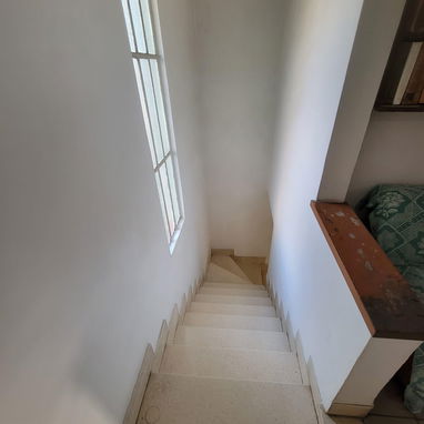 🏡 SE VENDE CASA BIPLANTA EN 10 DE OCTUBRE – 45,000 USD  📍 Ubicada en Juan Delgado y Aciata, 10 de Octubre.  ✨ Primera - Img 118773004