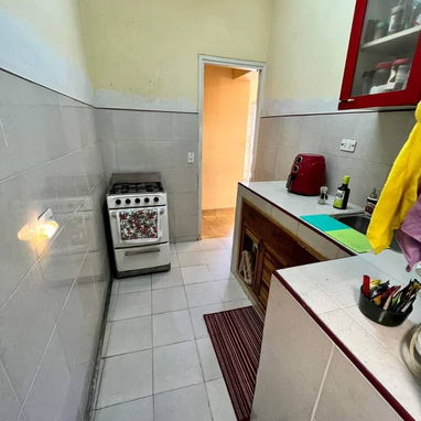 Apartamento en Santos Suárez ( no tiene respaldo energético y se va la corriente) - 5/10