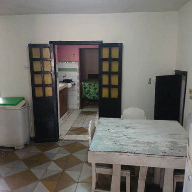 *$16.000usd. En venta casa (ALTOS, LAS 2 PLANTAS SUPERIORES) de un inmueble de 3 plantas en Lawton, Avenida Dolores, - Img 125605238