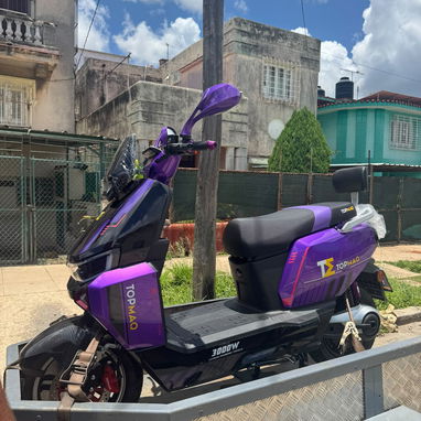 `🛵 𝐌𝐎𝐓𝐎 ELÉCTRICA TOPMAQ S90 🛵`  ⚙️𝐄𝐒𝐏𝐄𝐂𝐈𝐅𝐈𝐂𝐀𝐂𝐈𝐎𝐍𝐄𝐒 • 3000w - 72v - 45ah • ⁠batería de litio antie - 5/5