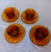 Juego de 4 Tazas y Platillos de Vidrio Ámbar - Img 50859575