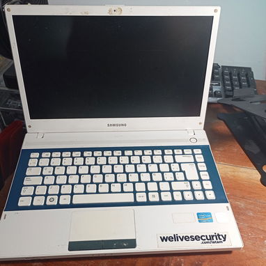 Laptop Samsung 15 pulgadas - Img 122237960