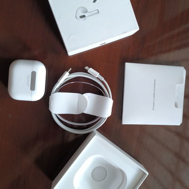 40 USD 🔥AirPods 3ª Generación Modelo A2564 🎧 - Img 122935110