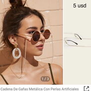Cadena de gafas metálica dorada con perlas artificiales solo en Pava’s shop - Img 45634754