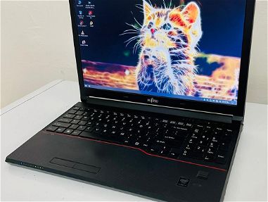 180usd Laptop Fujitsu con rendimiento ideal para algunos juegos y trabajos de programación informática 54635040 - Img main-image
