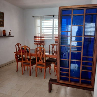 Alquilo apto de 2 habitaciones parte de arriba de un biplanta. Miramar - Img 122259414