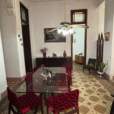 🏡 Propiedad Amplia en Venta – Santo Suárez, 10 de Octubre, La Habana (12) - 6/7