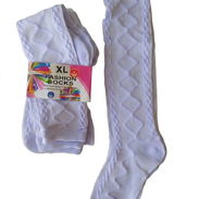 Medias Blancas Largas 500 CUP - Img 57114290