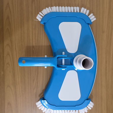 Útiles para limpieza de piscina (manguera, vara, cepillo, flotador dosificador...) - Img 117889255