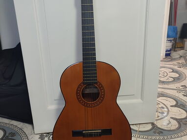 Guitarra Clásica española Paloma - Img 62787641