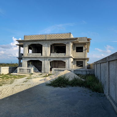 Mansión en construcción - Img 121699016
