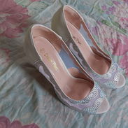 TACONES BLANCOS DE NOVIA CON PIEDRERÍA #37½ - Img 56301700