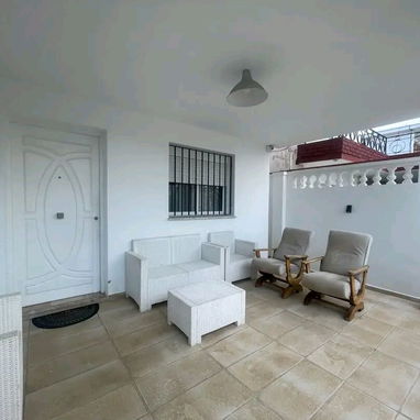 Preciosa propiedad moderna independiente en la zona residencial Casino Deportivo - 3/10