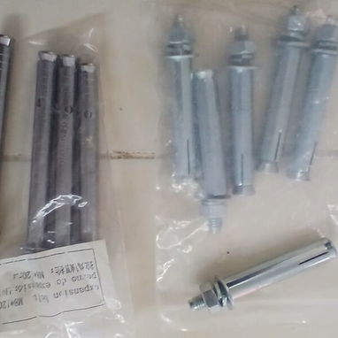 Tornillos de expansión - 2/2