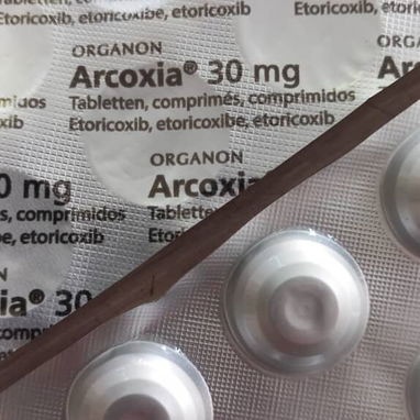 Vendo Celecoxib  200mg 10 cap en 4usd. Etoricoxib Arcoxia 30mg , 14 tab, 8usd. - 2/4