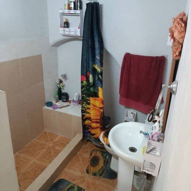 *144🏠 ¡SE VENDE CASA DE 2 PLANTAS EN EXCELENTE UBICACIÓN ! [10/10]* 🗺📍 *Por  la Calzada de 10 de Octubre*  👀*Caracte - 3/10