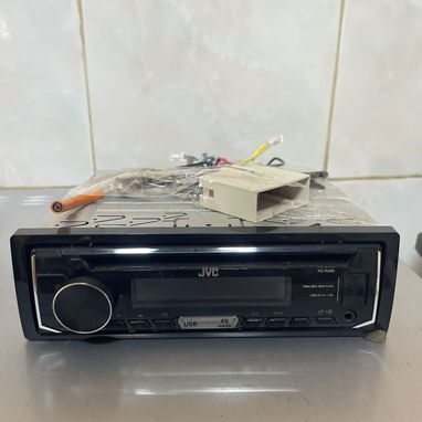 Reproductora JVC KD-R490 con USB, CD y FLAC - 2/3