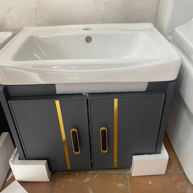 Muebles para baño con lavamanos - Img 112536341