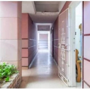 APARTAMENTO EN RENTA EN EL VEDADO – FRENTE AL PARQUE DEL QUIJOTE - 4/10